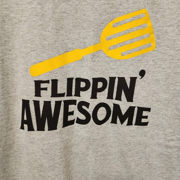 Flippin' Awesome Funny T-Shirt 22 Inches Armpit To Armpit 29 Inches Long - Picture 2 of 3